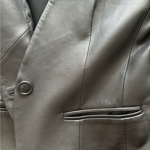 Gorgeous Black Leather Jacket – Perfect Condition - Picture 10 of 12